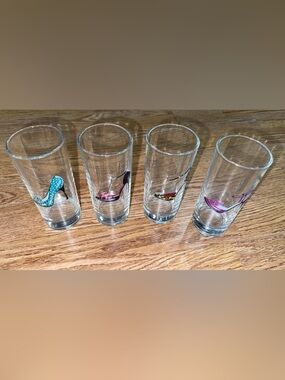 VTG Set of 4 Highball Glasses 8oz Stylish Stiletto High Heels Clear Tumblers HTF